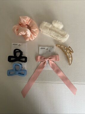 Ardene Pink Satin Ribbon Bow Hair Clips & Accessory Set